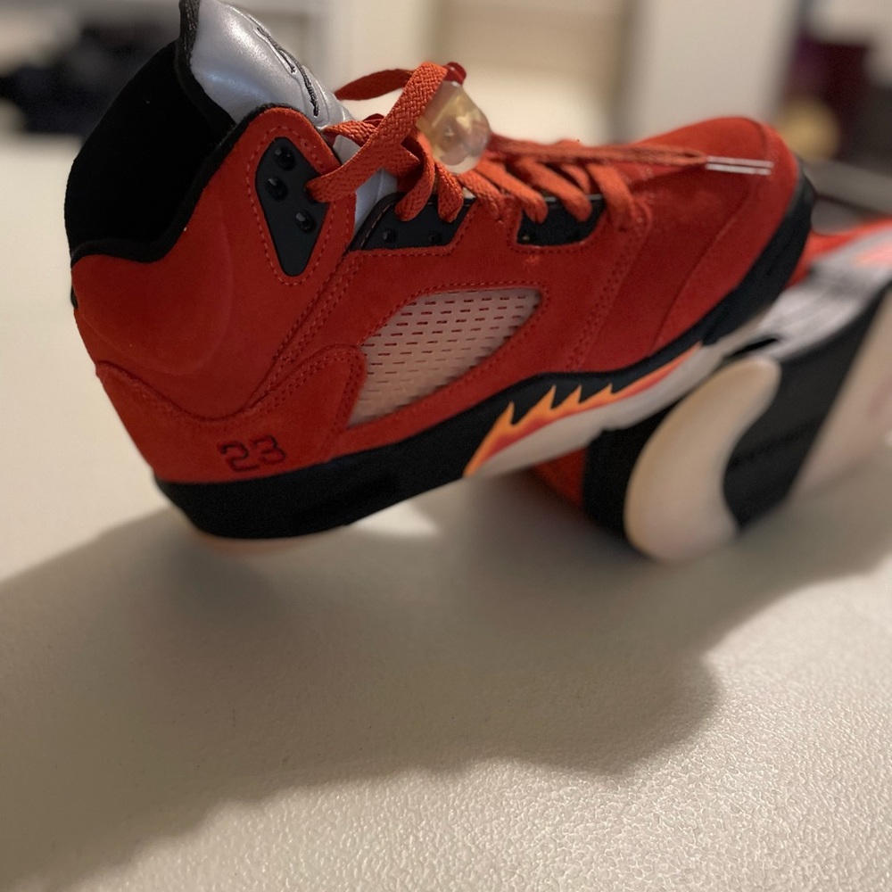 2023 Women’s Air Jordan 5 Retro ‘dunk on Mars’